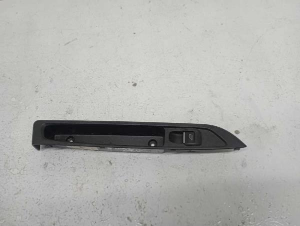 BOUTON LEVE VITRE FORD - Vue 1